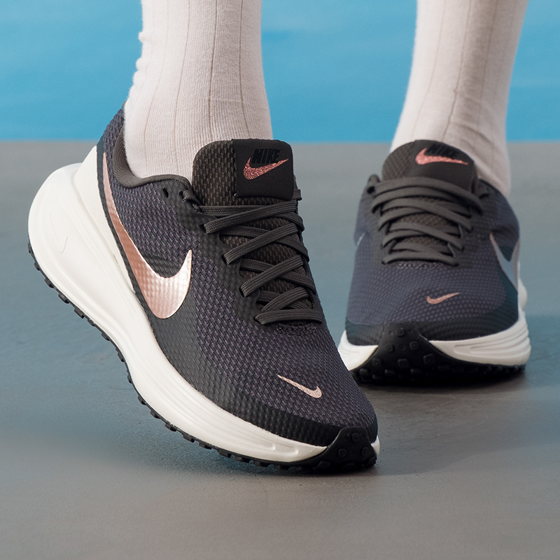 Lightweight Road Running Shoes - Женская обувь Nike, оригинальная модель, легкая,