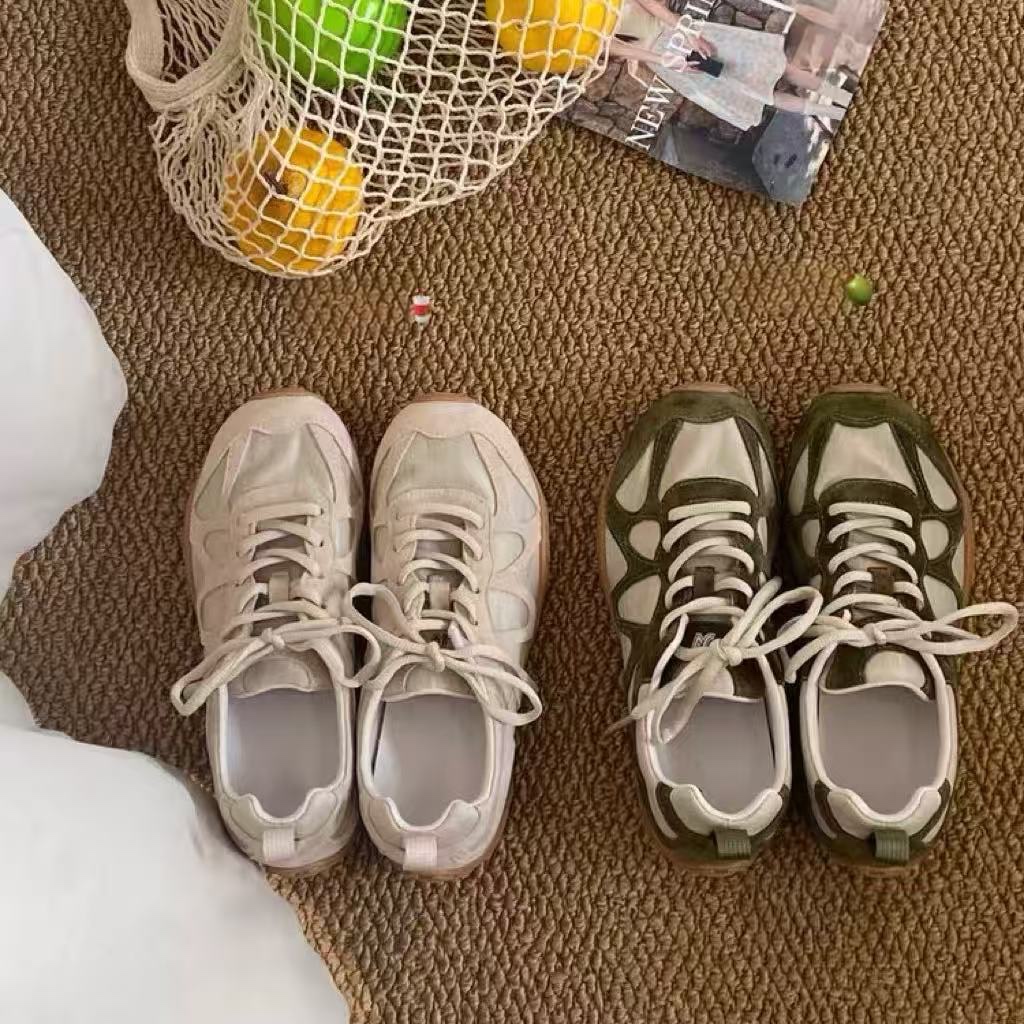 Винтажные кроссовки с кружевно – обзор и цена Sneakers