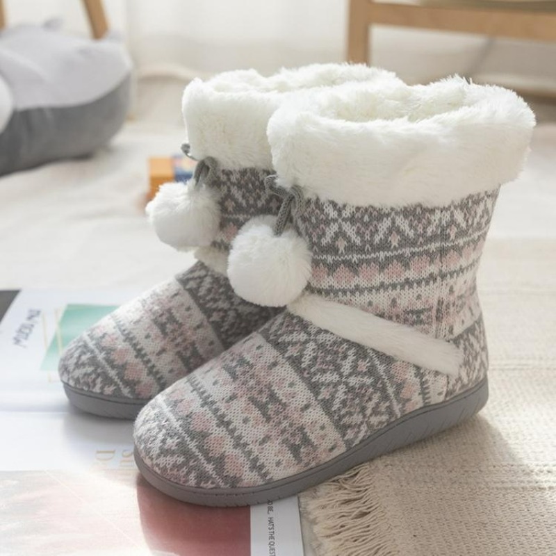 Плюшевые тапочки, женские боти – обзор и цена Boots