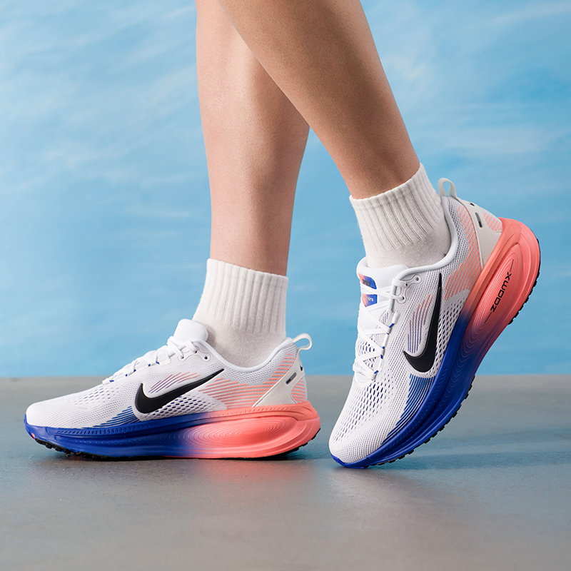 NIKE VOMERO 18 HM6803-114 – ор – обзор и цена Lightweight Road Running Shoes